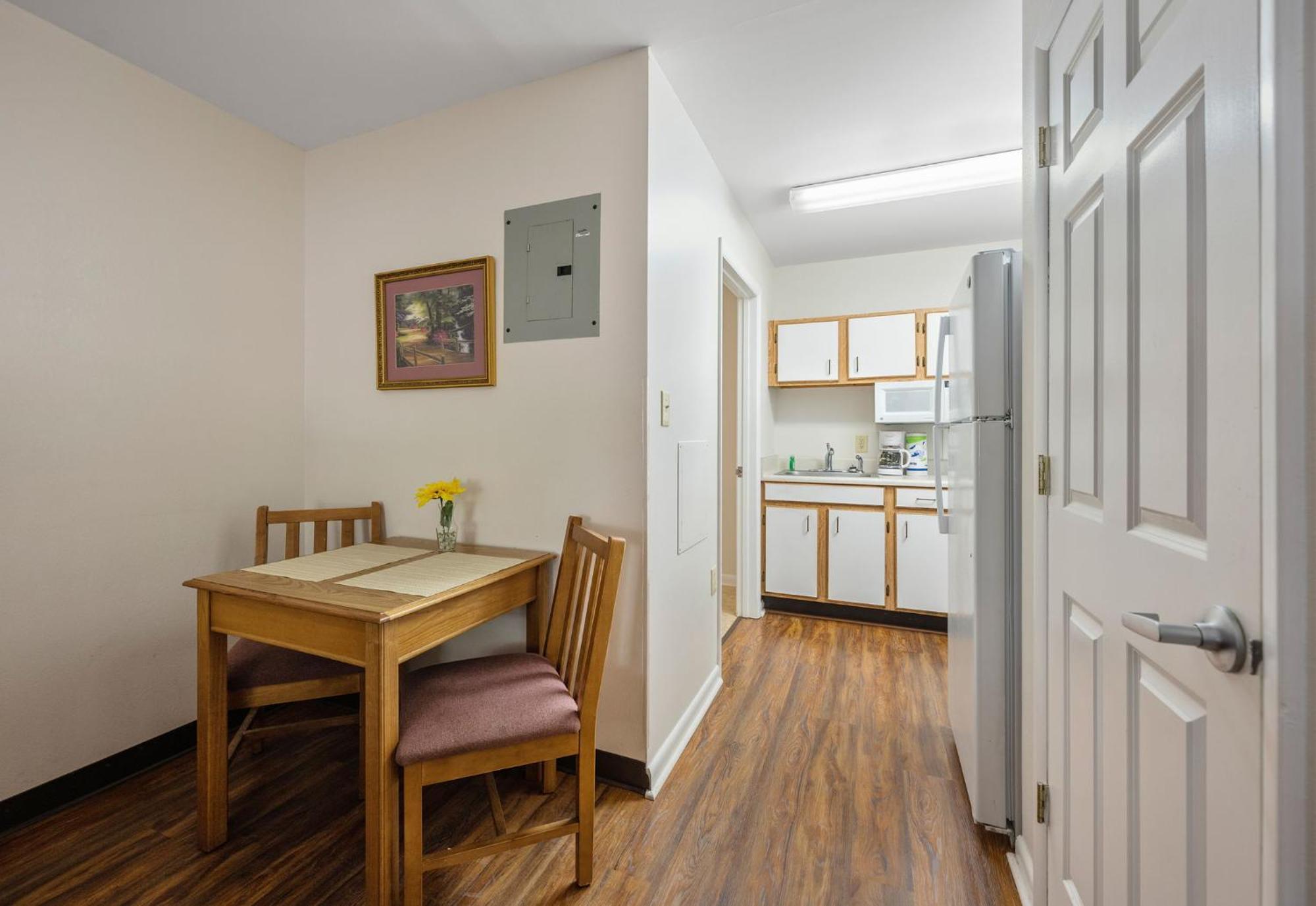 Affordable Suites Conover / Hickory Exteriör bild